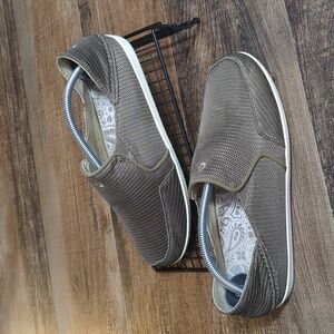 Olukai Wailua Mesh Slip on Fold Down Heel Size 8.0 in Tan Brown